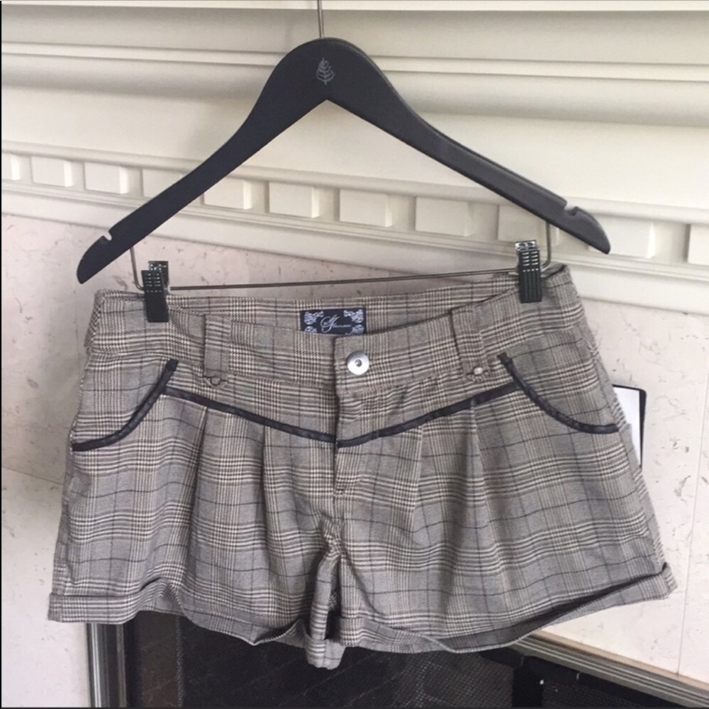 NEW  Sean John Tweed Cuffed Shorts Size 28 - Picture 3 of 8
